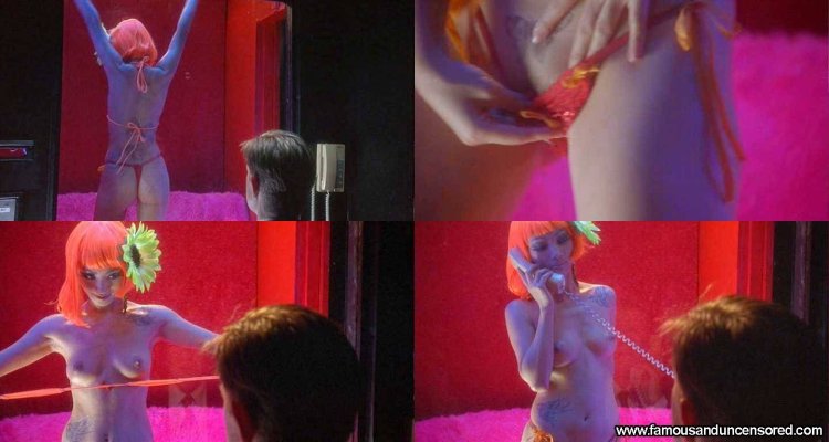 Натали портман близость стриптиз