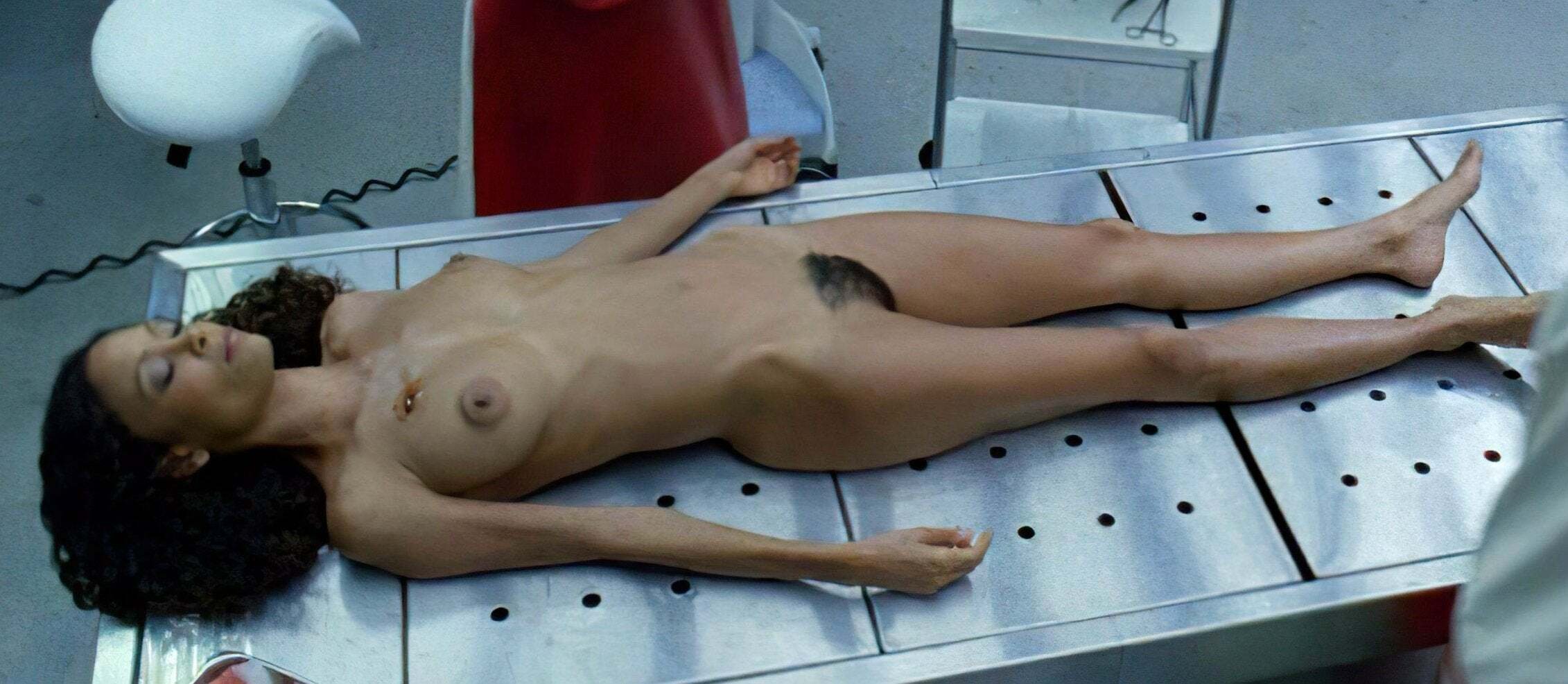 Thandienewton nude