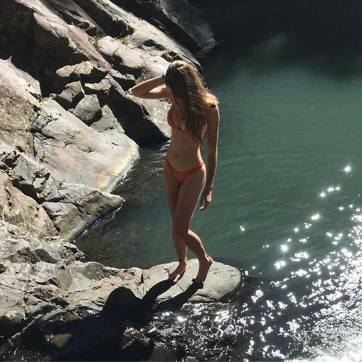 Эмили Фельд nu