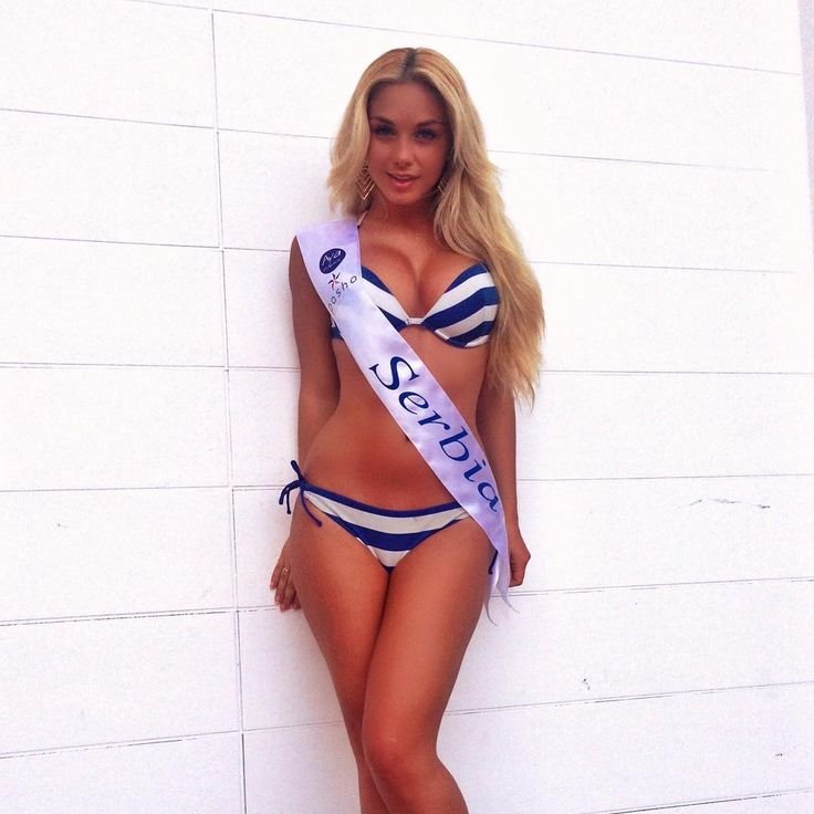 Катарина Горностаева