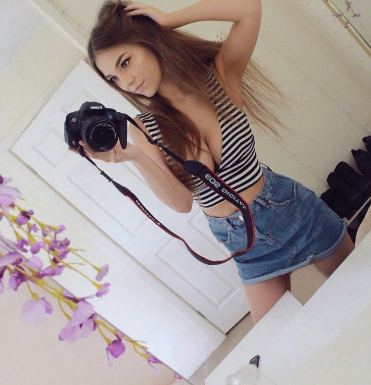 Alex Clark модель oreob4by