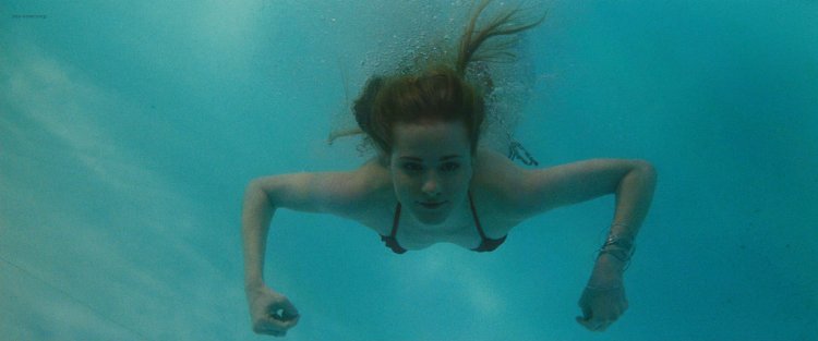 Эван Рэйчел грудь