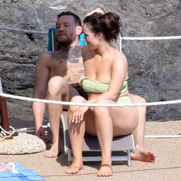 Ди Девлин жена МАКГРЕГОРА