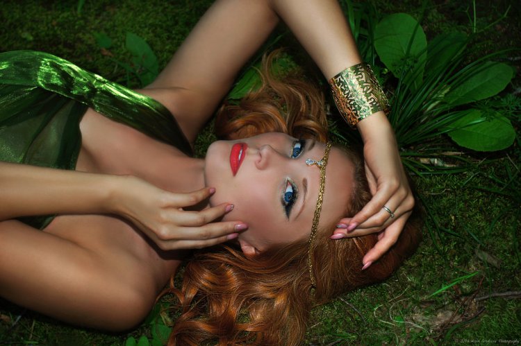 Катерина Гордеева топлесс