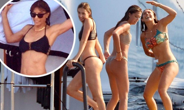 Дженнифер Флавин бикини