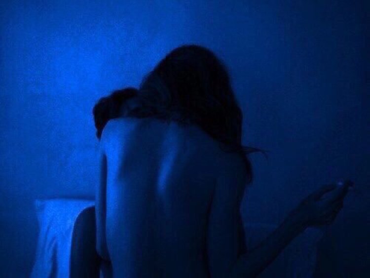 Девушка море вечер