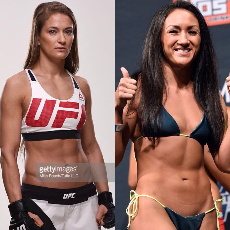 Каролина Ковалькевич в купальнике