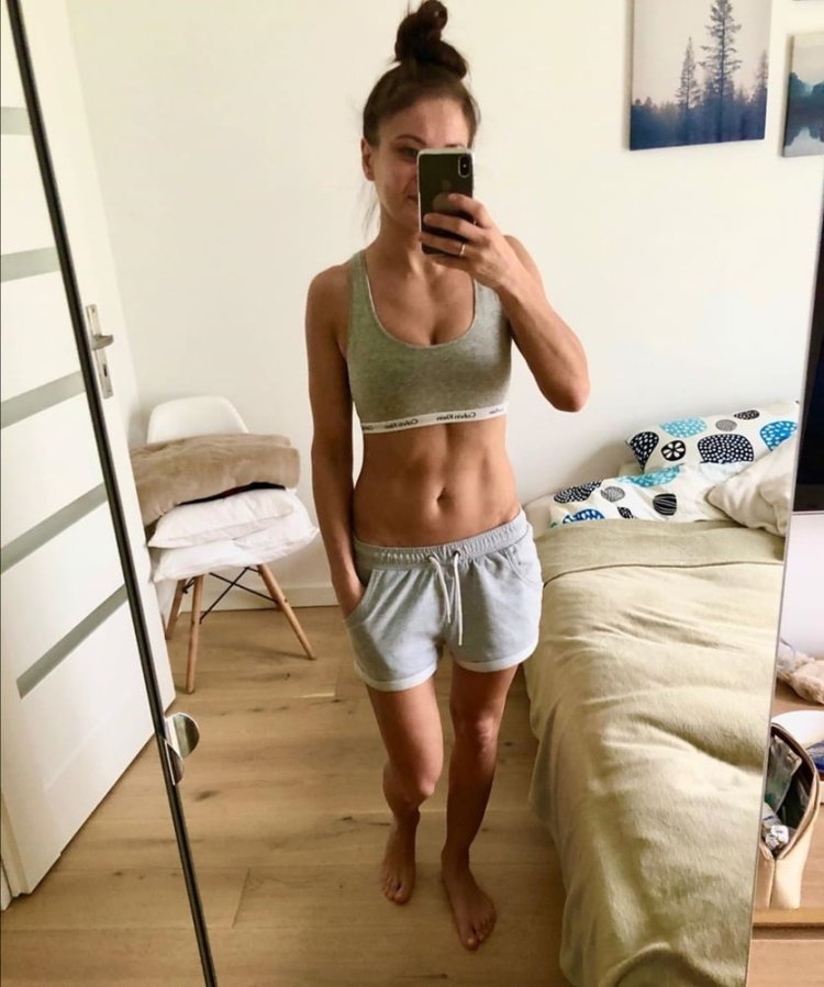 Каролина Ковалькевич секси