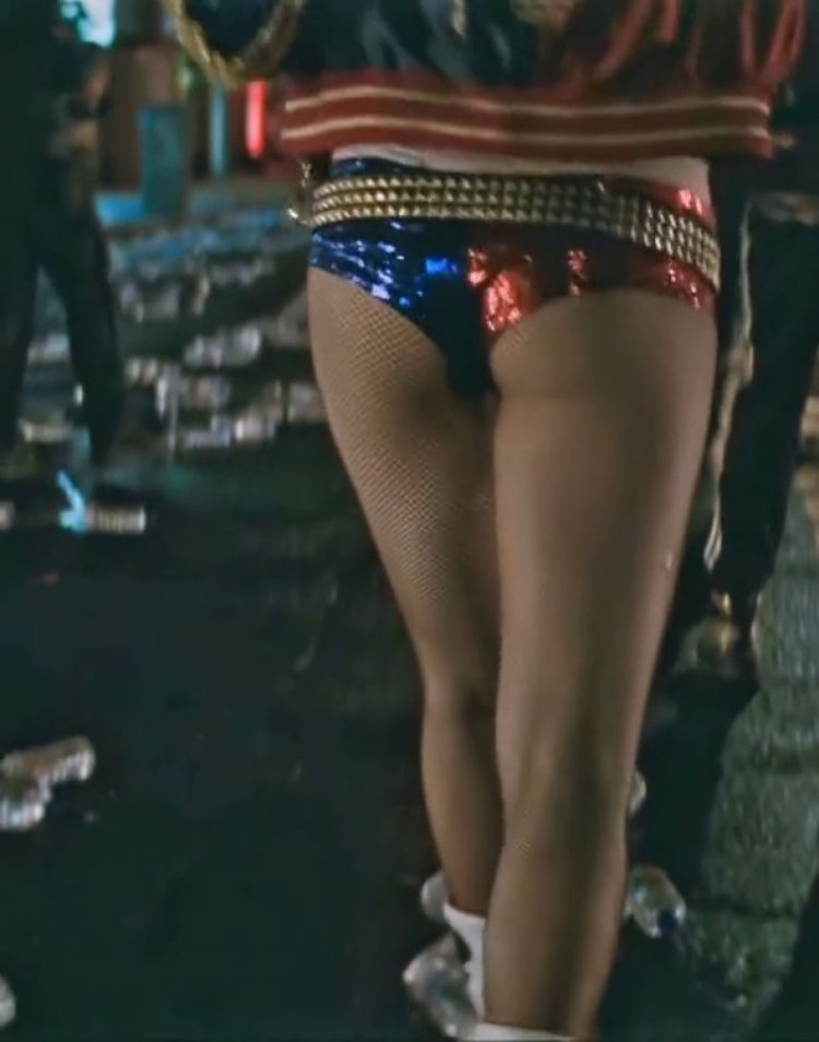 Марго Робби голая в кино