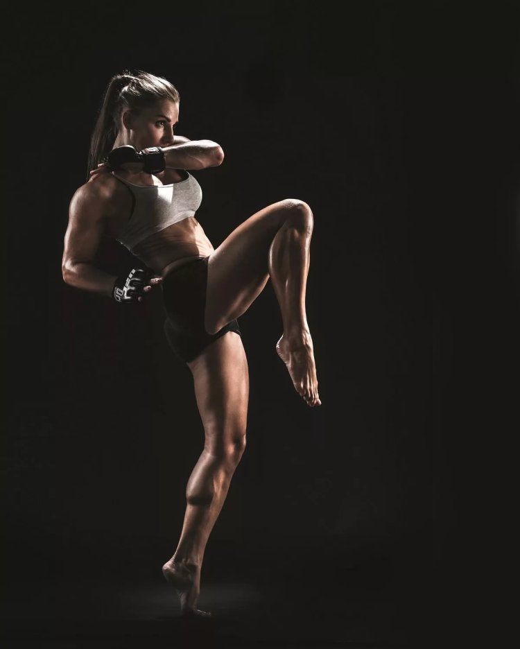 Девушки бойцы Александра Албу