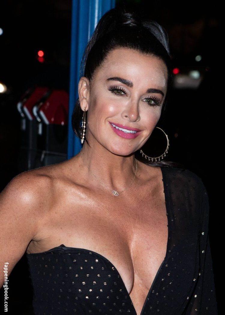 Кайл Ричардс в купальнике