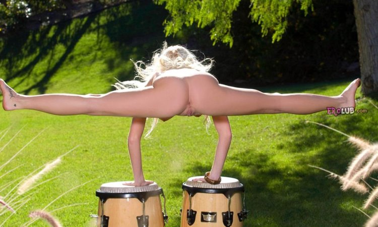 Смешные приколы голых женщин