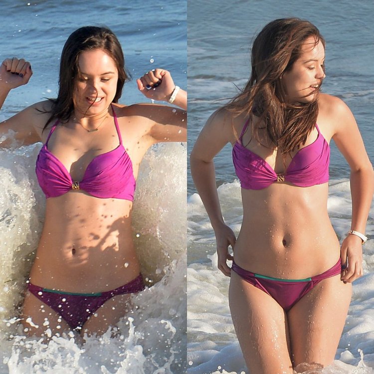 Hayley Orrantia бикини