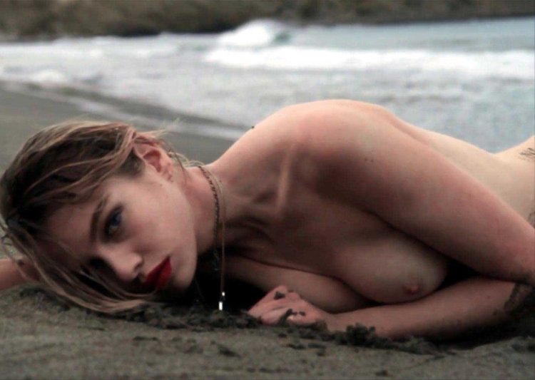 Голая Стелла Максвелл голая