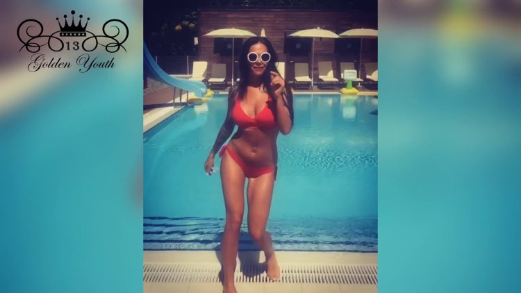 Кристина Сафронова танцует