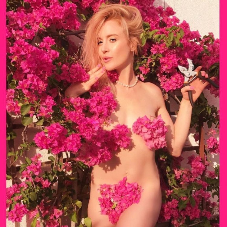 День голого садовода