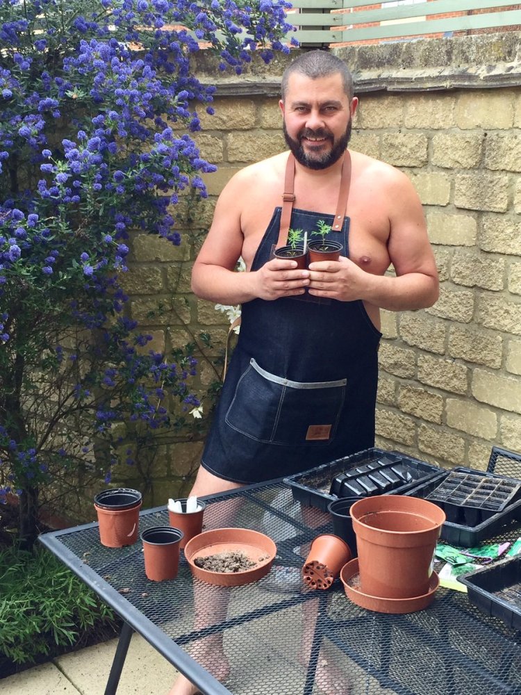 Всемирный день голых