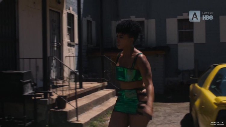 Голая Эларика Галлахер в фильмах