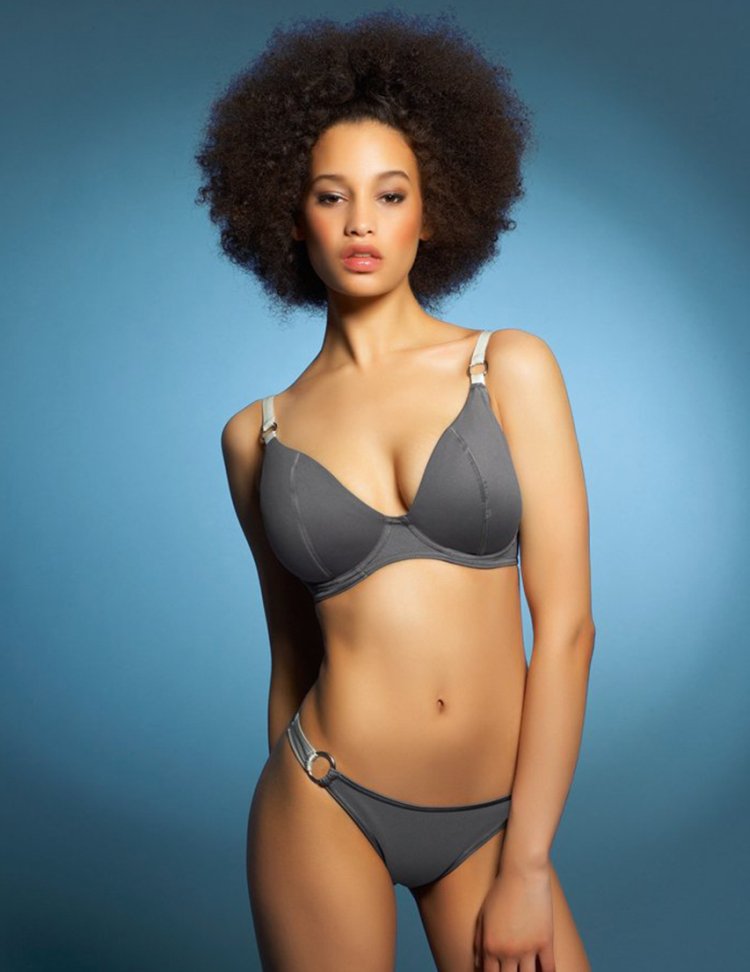 Эларика Джонсон