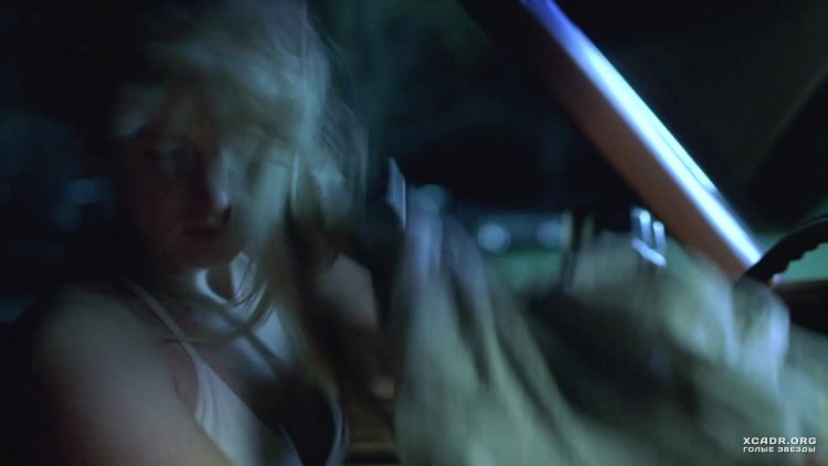 Private Дженнифер ред