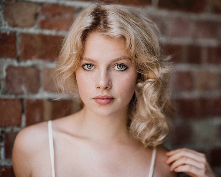 Элла Ньютон австралийская актриса