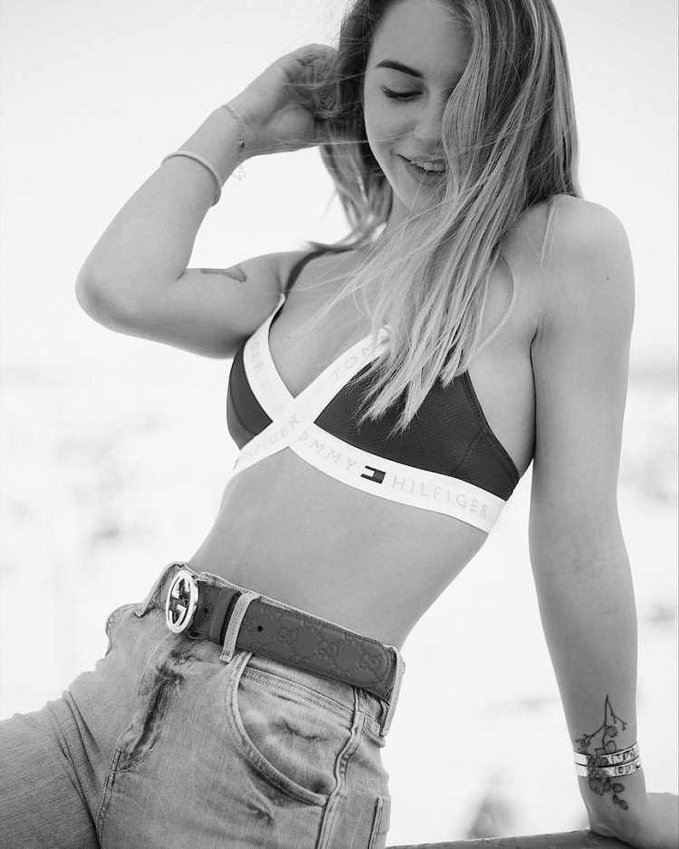 Ахумашева Маряна