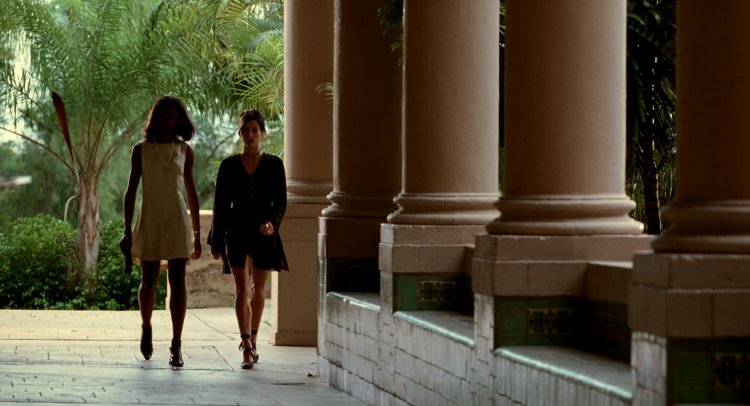 Карен Макдуга