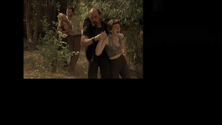 Гифки фильм Лесли Хоуп