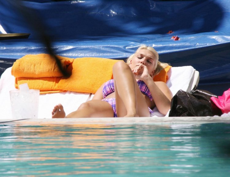 Брук Хоган сиськи голые