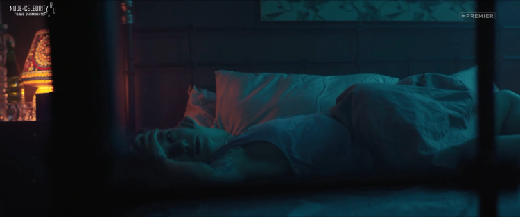 Рина Гришина в купальнике отель Элеон