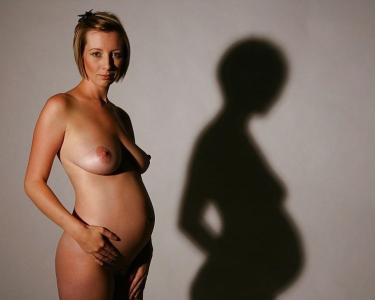 Даниэль Делауней pregnant nude