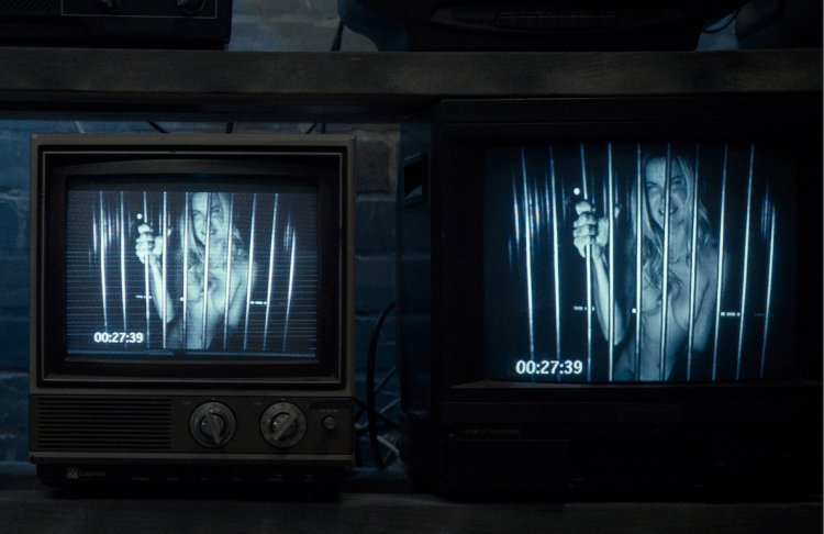 Elizabeth Banks Photoshoot