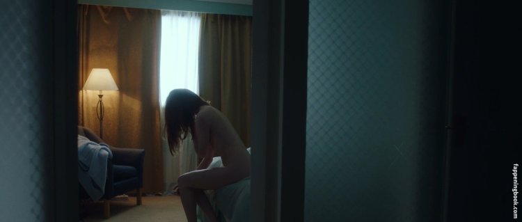 Карен Гиллан сливы голая