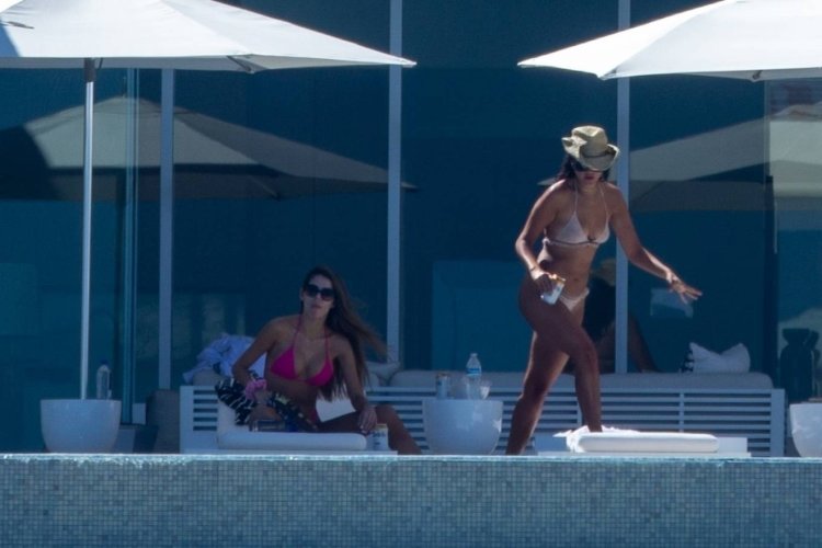 Эйса Гонсалес hot