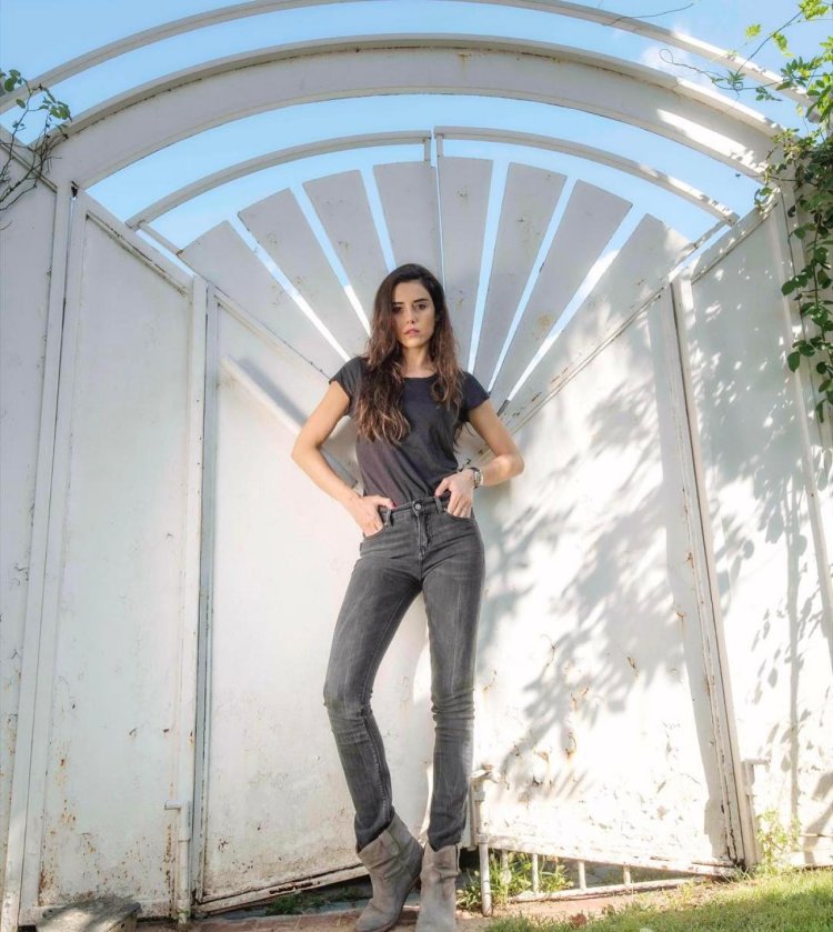 Джансу Пелин