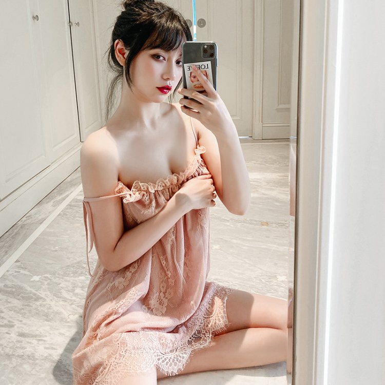 Девушки в пижаме эротично ню