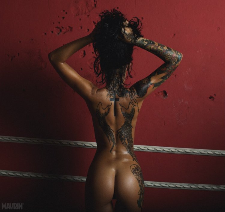 Анжелика Андерсон голая грудь