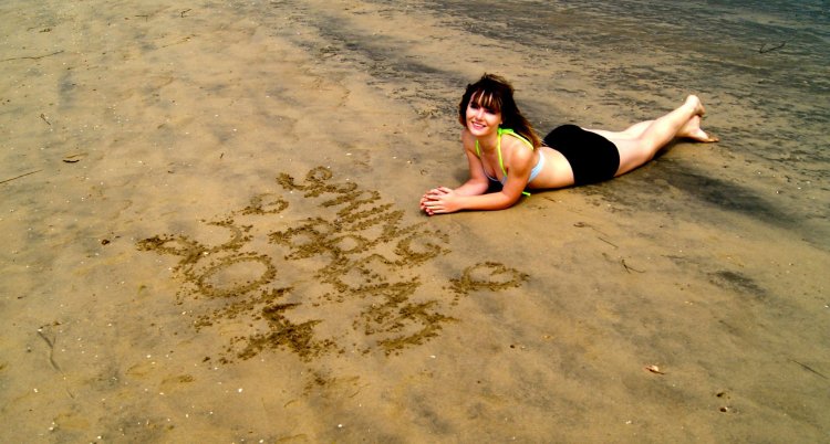 Кристина Робинсон в купальнике