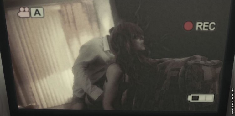 Мэри Элизабет Уинстэд Maxim