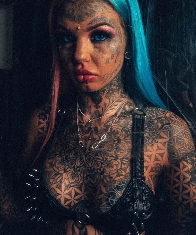 Эмбер люк feet