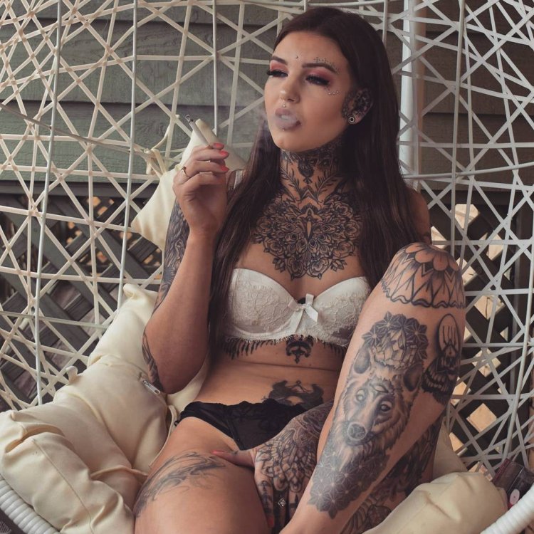 Тату для девушки за 5000