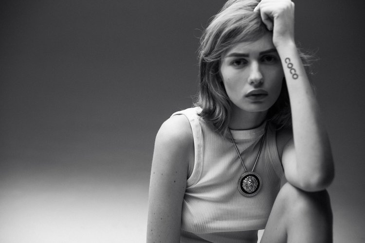 Алишер Моргенштерн голый