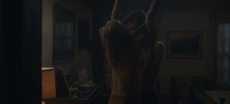 София Хьюблиц hot