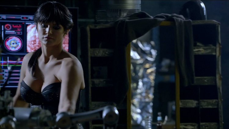 Сериал почти человек Джина Карано