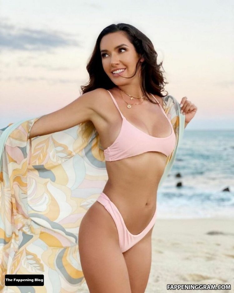 Ринг герл Беллатор Мерседес Террелл