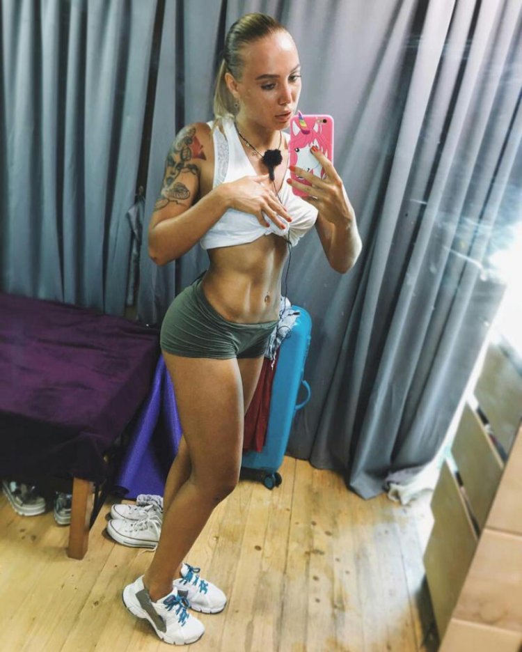 Лиза Полыгалова остров любви