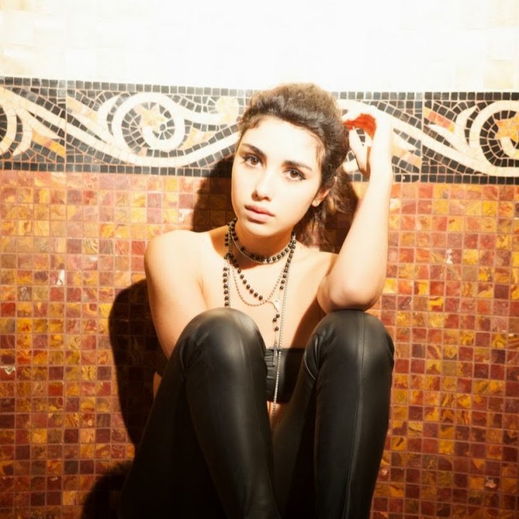 Карина Гоманькова купальник