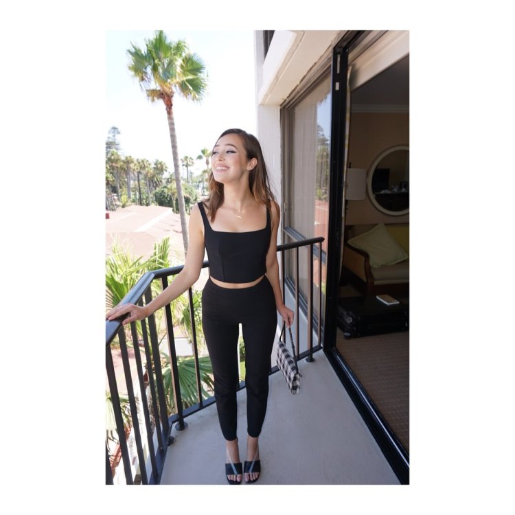 Алисия дебнем попа