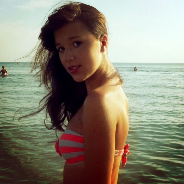 Дина немцова