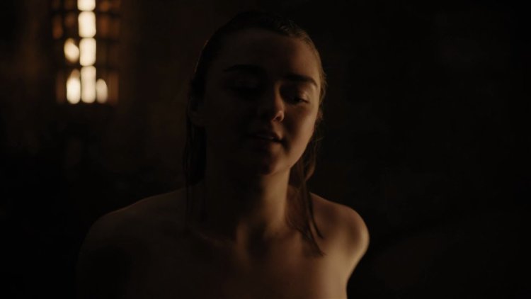 Грудь Мэйси Уильямс? Nude